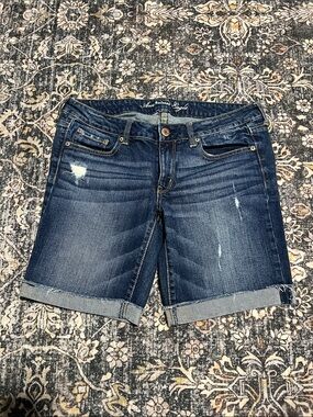 American Eagle Outfitters Dark Blue Cuffed Women’s Denim Shorts